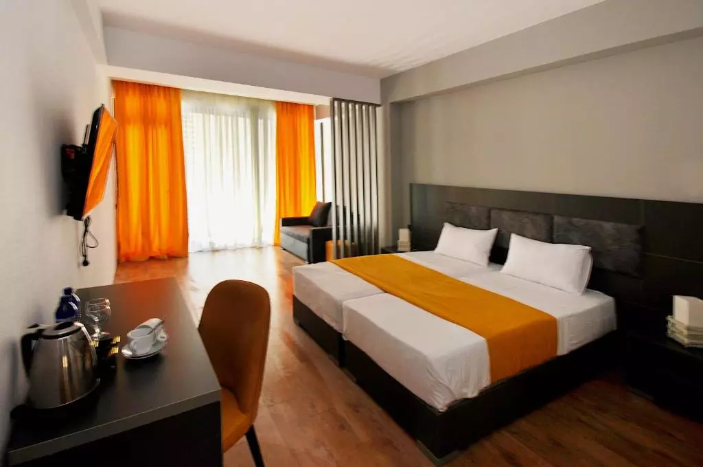 Jazz Hotel